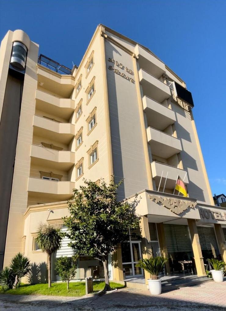 Hotel Princ Golem  Exteriör bild
